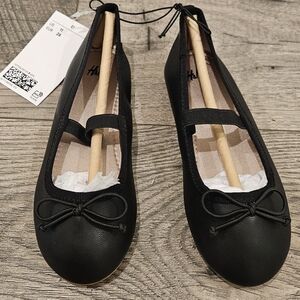 Black Ballet Flats with Bow